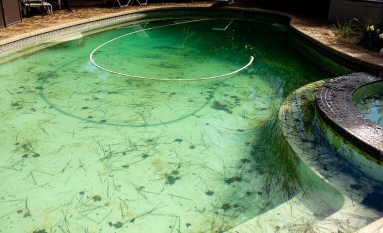 6 Genius New Uses for an Old Pool
